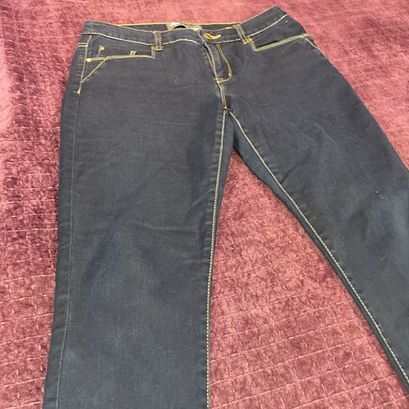 Reitman’s size 9 jeans blue capri - Picture 3 of 11